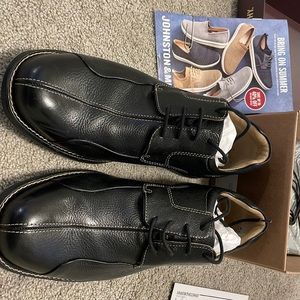 Brand New Johnson &Murphy